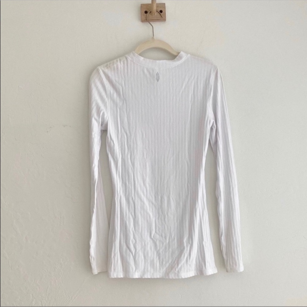 FREE PEOPLE Blissed Out Long Sleeve Top — Small — Arctic White — NEW - Picture 7 of 7